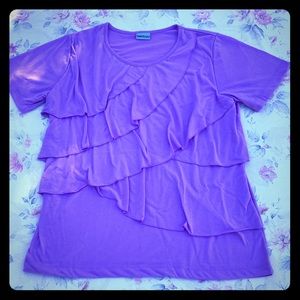 🦋2/$15 VTG Tiered Ruffle Shirt